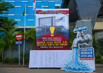 Heboh! Pegawai Bentangkan Mosi Tak Percaya, Tirta Bhagasasi: Air Tetap Mengalir