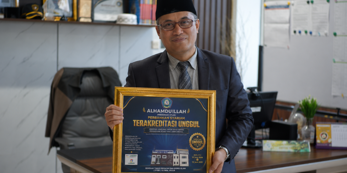 Menyemai SDM Keuangan Syariah Berkelas Dunia, STEBI Global Mulia Raih Akreditasi Unggul